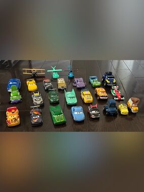Cars Diecast Disney Pixar Lot (25)